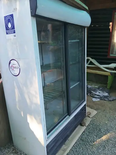 Refrigerador vitrina comercial de dos puertas - miniatura 3