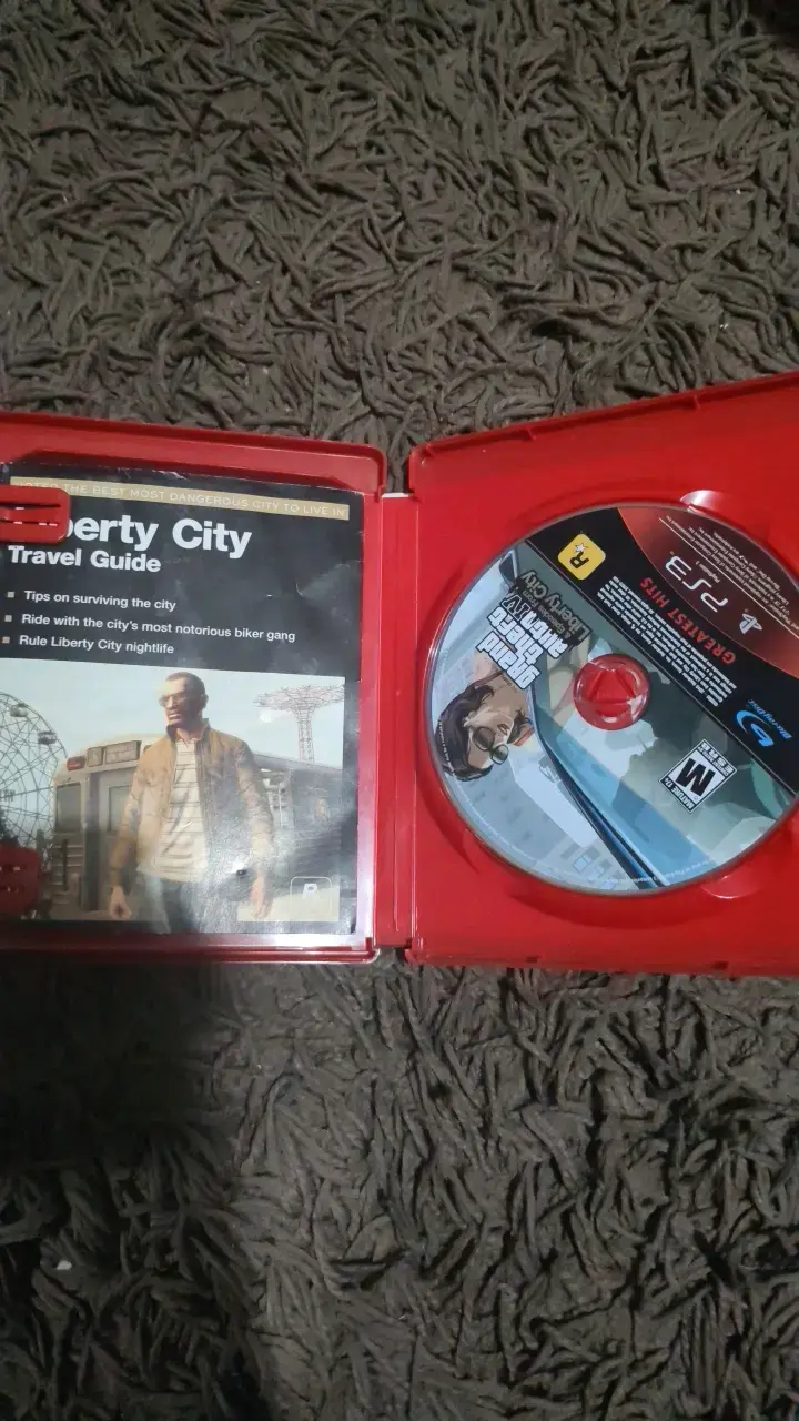 Grand Theft Auto IV Complete Edition PS3 - 2