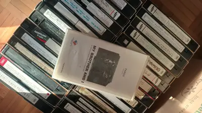 Colección de cintas VHS variadas - miniatura 1