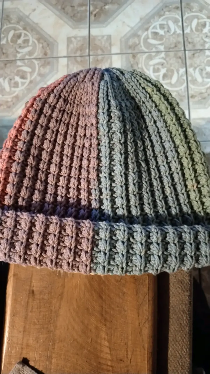 Gorro tejido multicolor de lana
