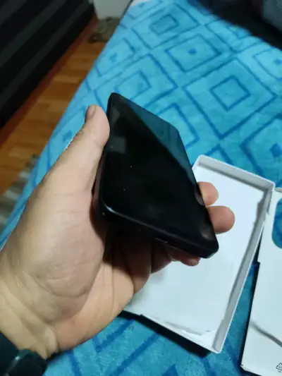 Samsung Galaxy A17 5G nuevo en caja - miniatura 6