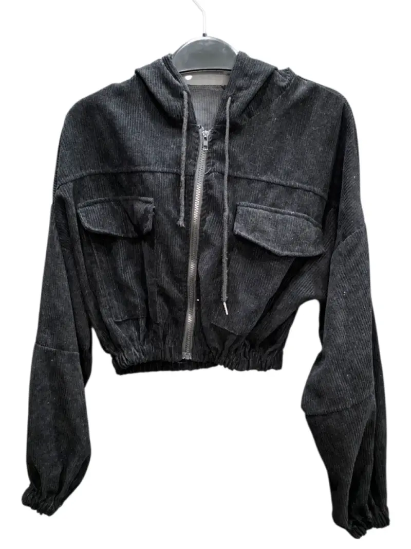 Chaqueta corta negra con capucha - 1