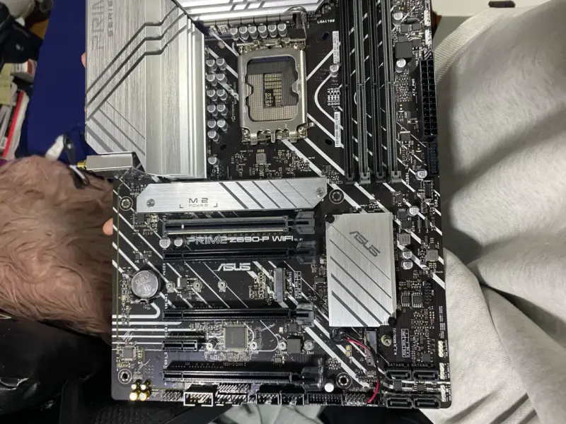Placa madre ASUS Prime Z690-P WiFi - 1