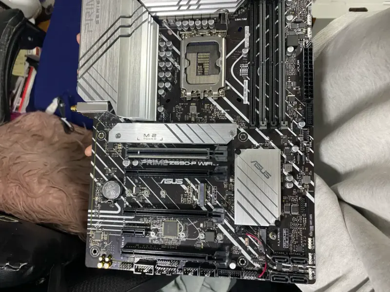 Placa madre ASUS Prime Z690-P WiFi - 4