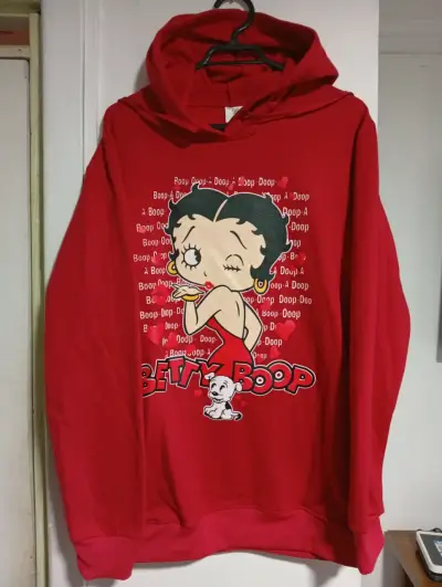 MaxiPolerón rojo Betty Boop con capucha - miniatura 1