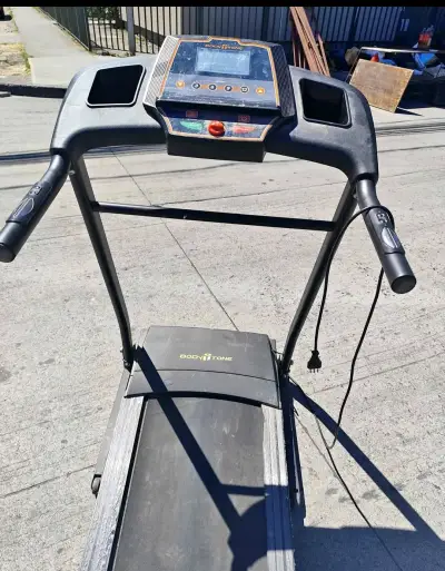 Caminadora eléctrica Bodytone en buen estado - miniatura 1