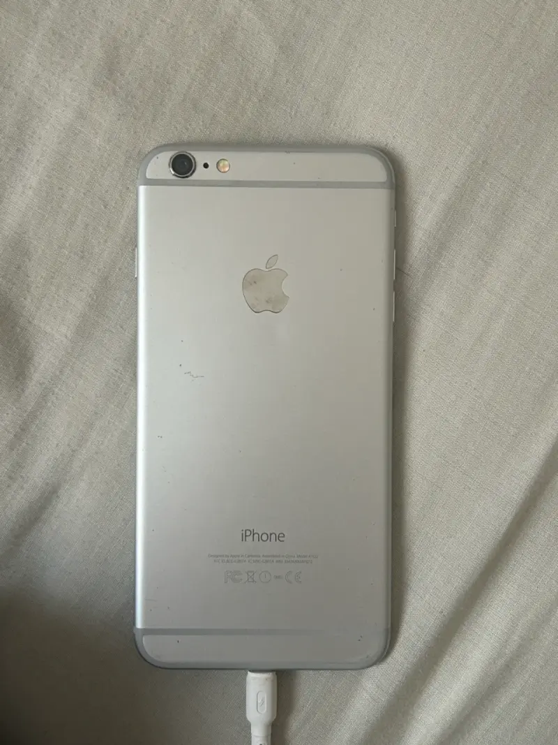 iPhone 6 Plus desbloqueado en buen estado - 2