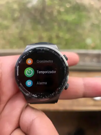 Smartwatch Huawei gt  2 pro ( detalles estetico ) - miniatura 1