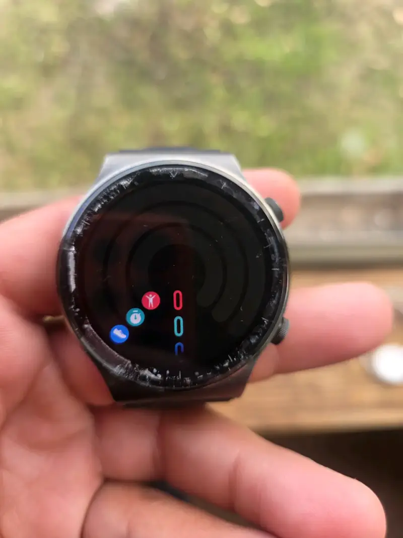 Smartwatch Huawei gt 2 pro ( detalles estetico ) - 2