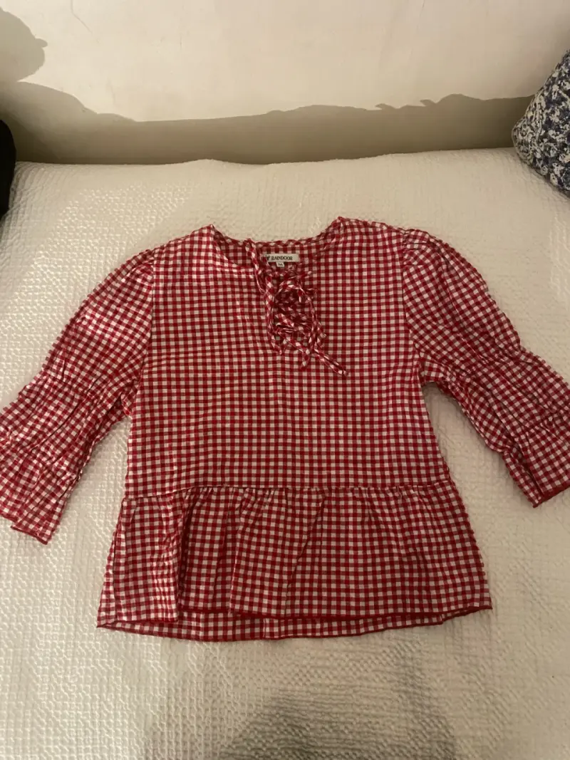 Blusa a cuadros roja de manga larga - 1