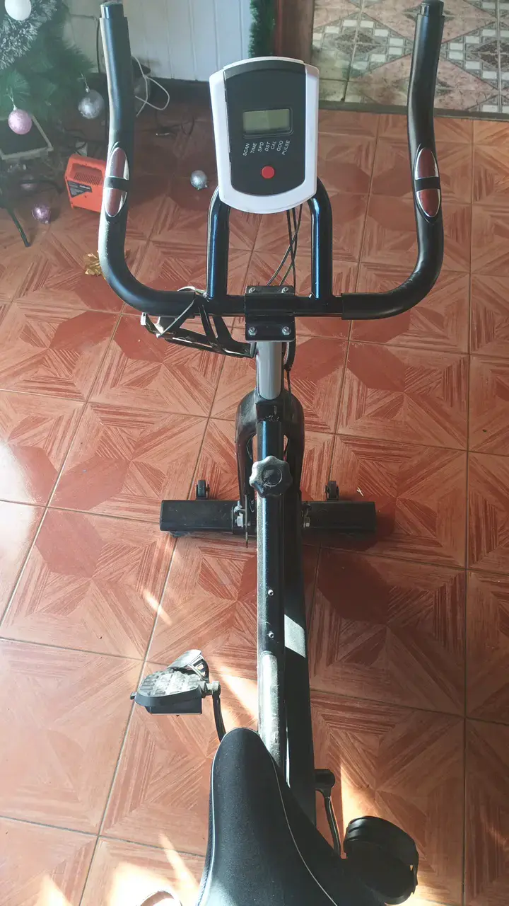 Bicicleta estática Sport para ejercicio - 3