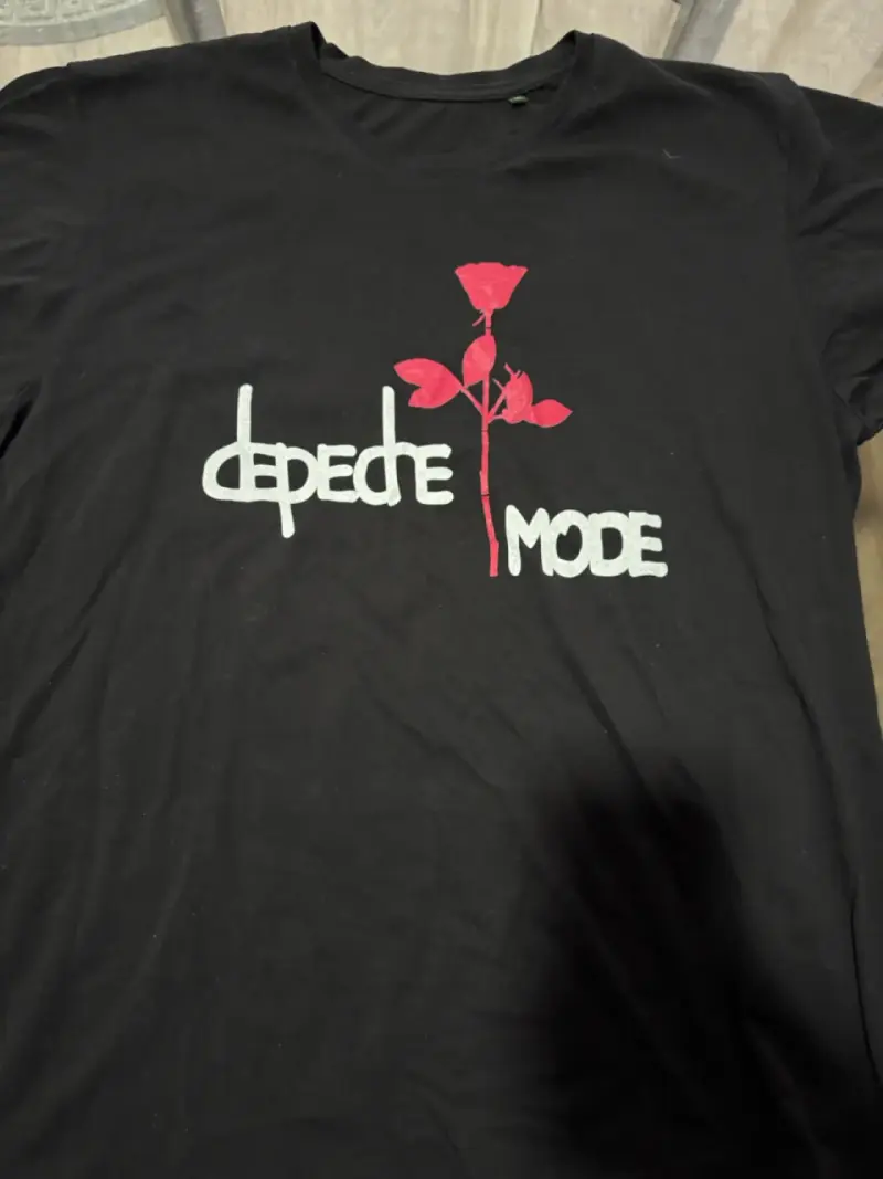Polera negra Depeche Mode XL - 1