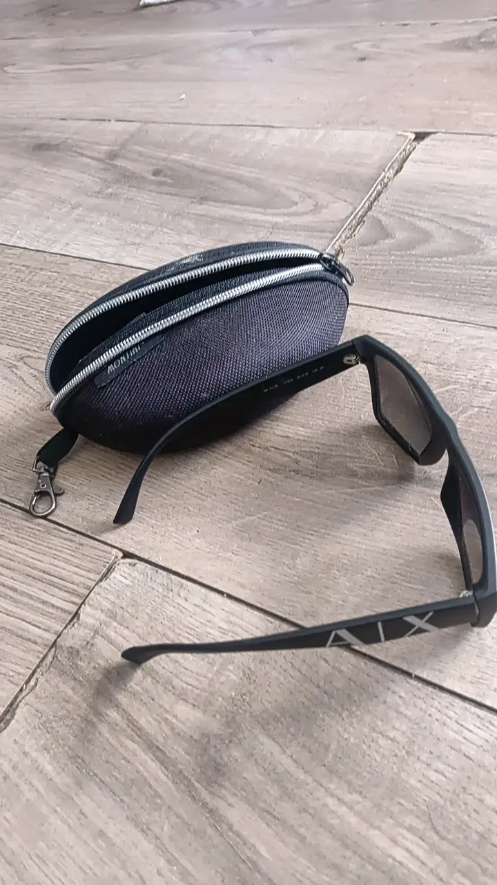 Gafas de sol Armani Exchange negras - 3