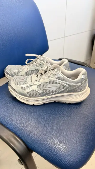 Zapatillas deportivas Skechers plateadas - miniatura 3