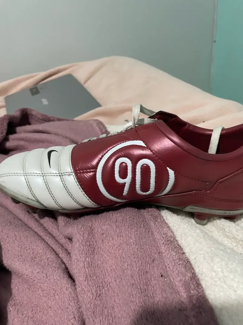 Botines Nike Total 90 blancos y rojos - 2
