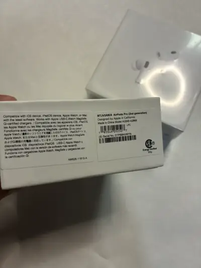 Apple AirPods Pro nuevos en caja - miniatura 2