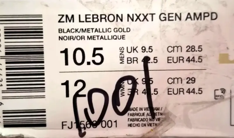 Zapatillas Nike LEBRON negras con detalles rojos - 4