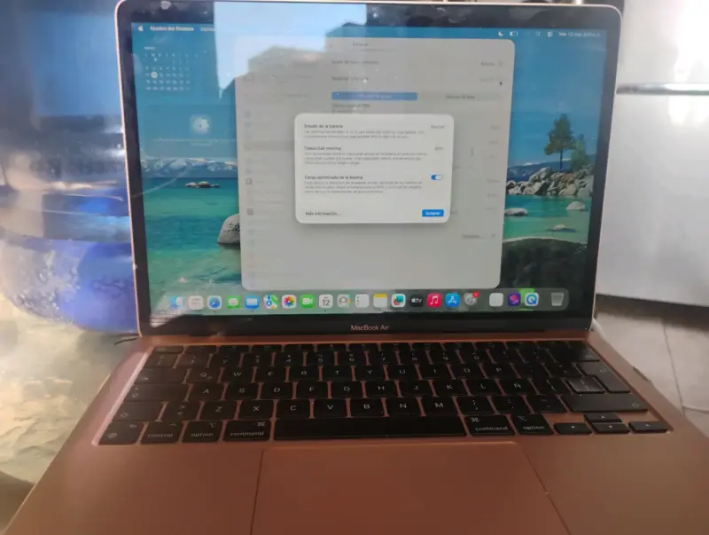 MacBook Air M1 13.3 pulgadas en buen estado - 4