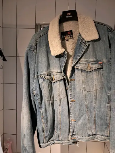 Chaqueta de mezclilla con forro de borrego - miniatura 3