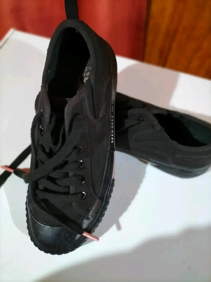 Zapatillas negras Skechers Los Angeles - 2