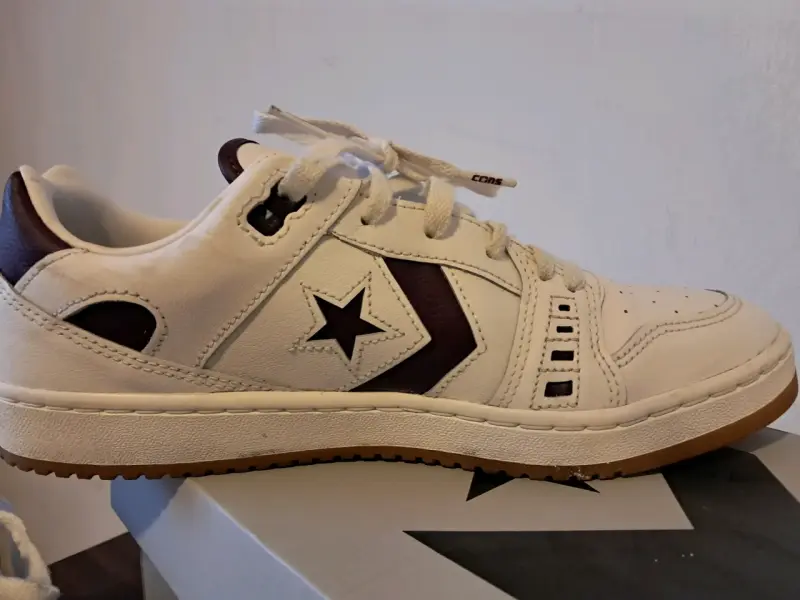 Zapatillas Converse blancas con estrella - 1