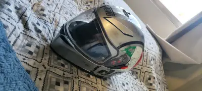 Casco de moto AGV plateado con visor - miniatura 3