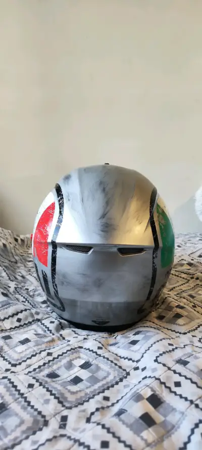 Casco de moto AGV plateado con visor - miniatura 4