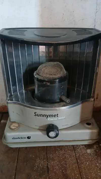 Calefactor a parafina Sunnymet Eterna 6000 - miniatura 2