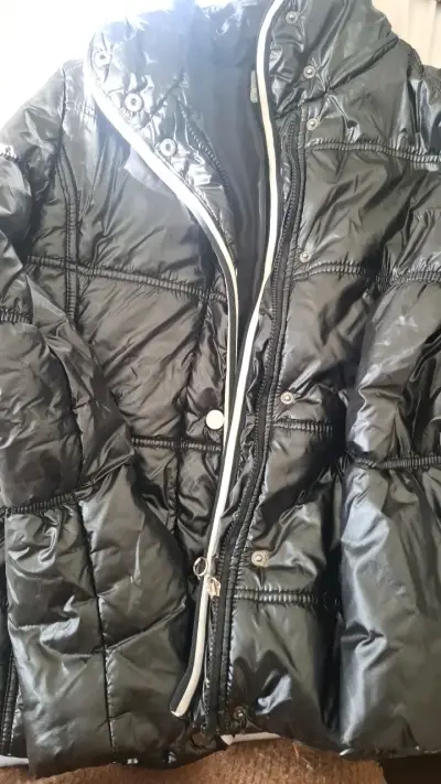 Chaqueta acolchada negra - miniatura 1