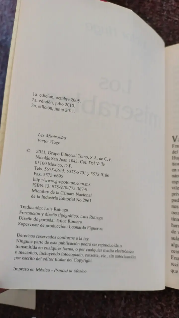 Libro Los Miserables de Victor Hugo - 3