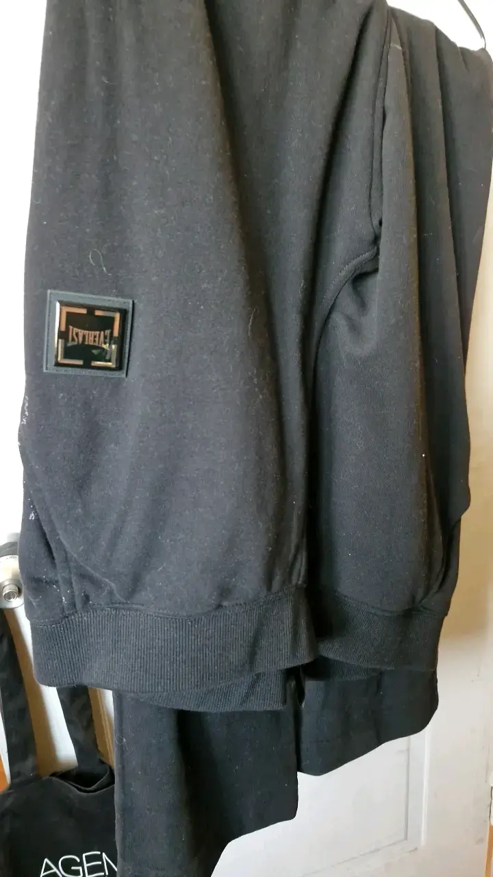 Buzo negro Everlast XL - 4