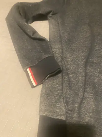 Polerón Tommy Hilfiger gris oscuro para hombre - miniatura 5
