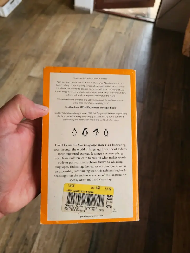 Libro 'How Language Works' de David Crystal - 3