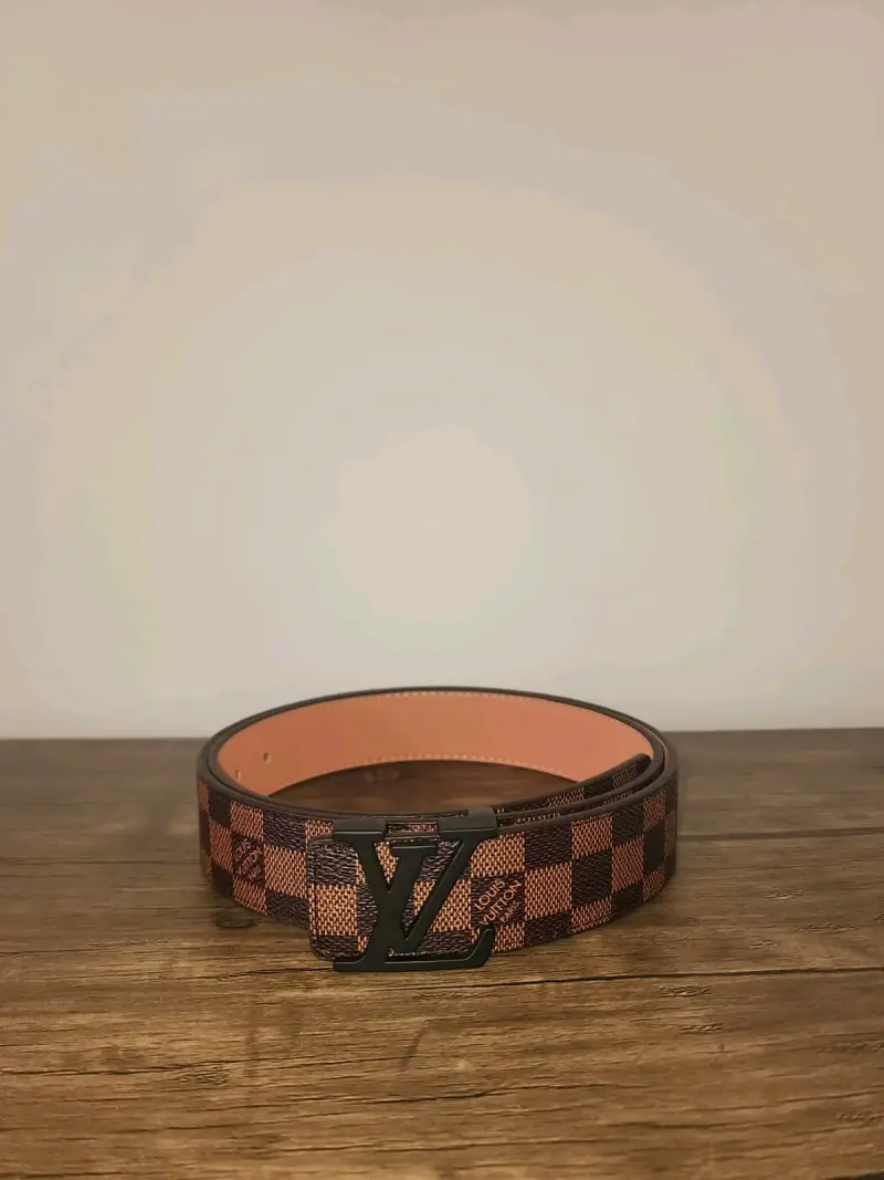 Cinturón Louis Vuitton damero marrón