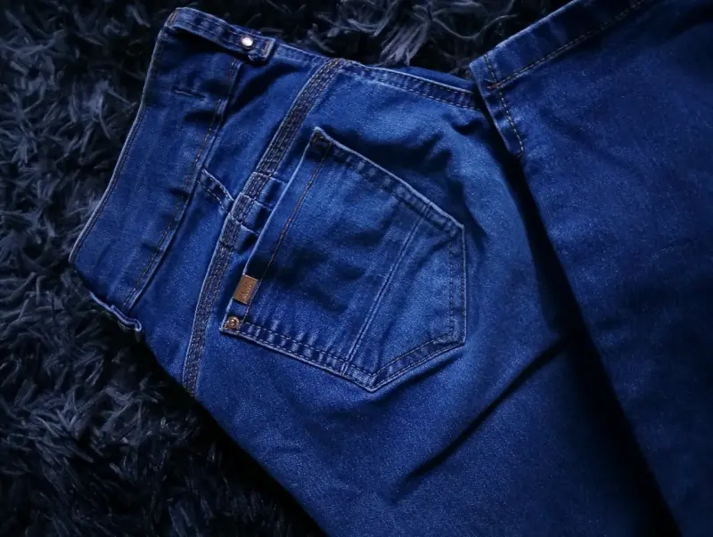 Jeans azul oscuro marca mohicano - 2