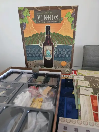Juego de mesa Vinhos Edición Deluxe - miniatura 1