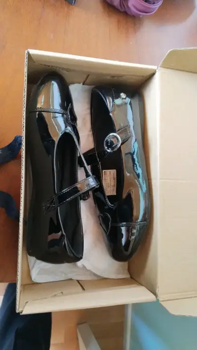 Zapatos de charol negros para niña talla 35 - miniatura 3