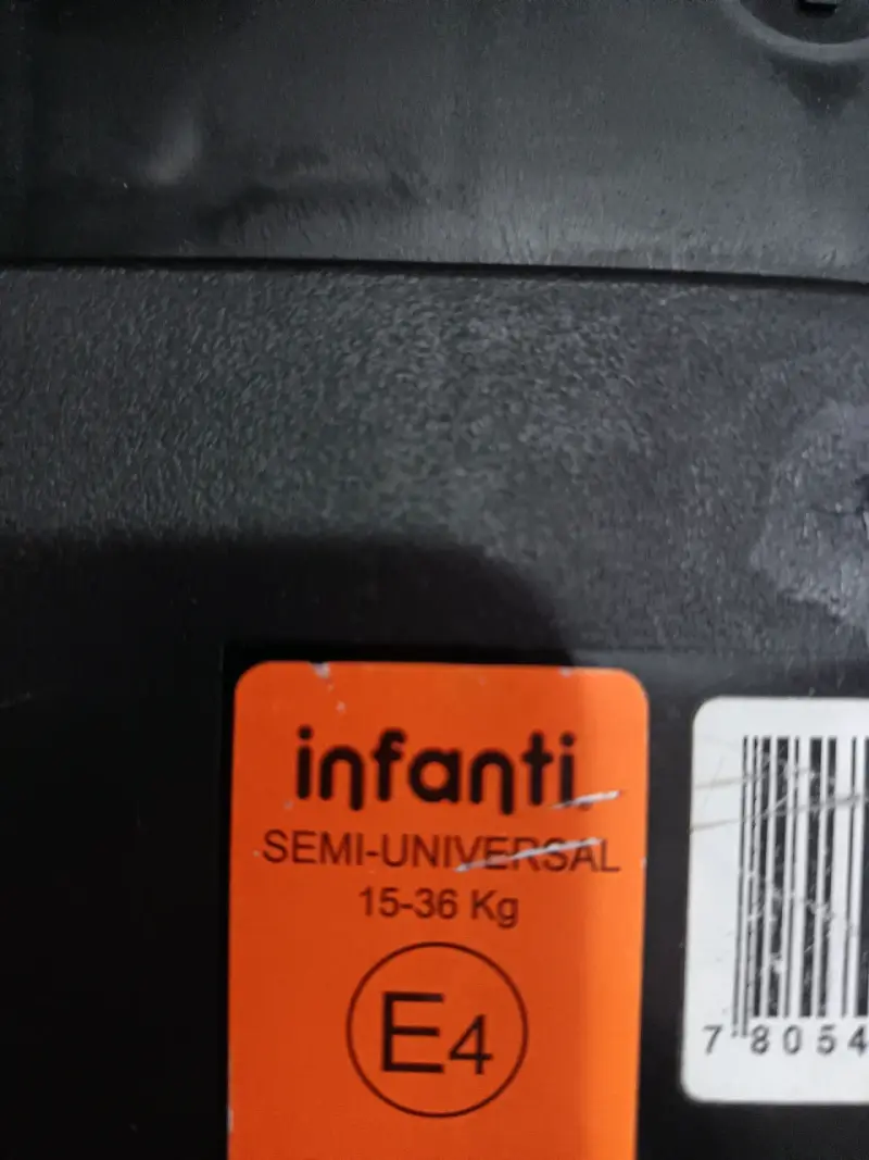 Asiento elevador para auto Infanti negro - 3