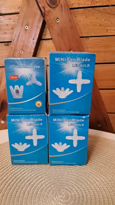 Set 4 ampolletas LED  luz blanca - miniatura 1