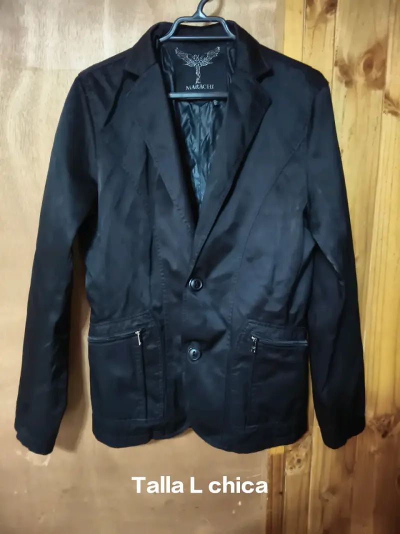 Blazer negro marca Marachi talla L
