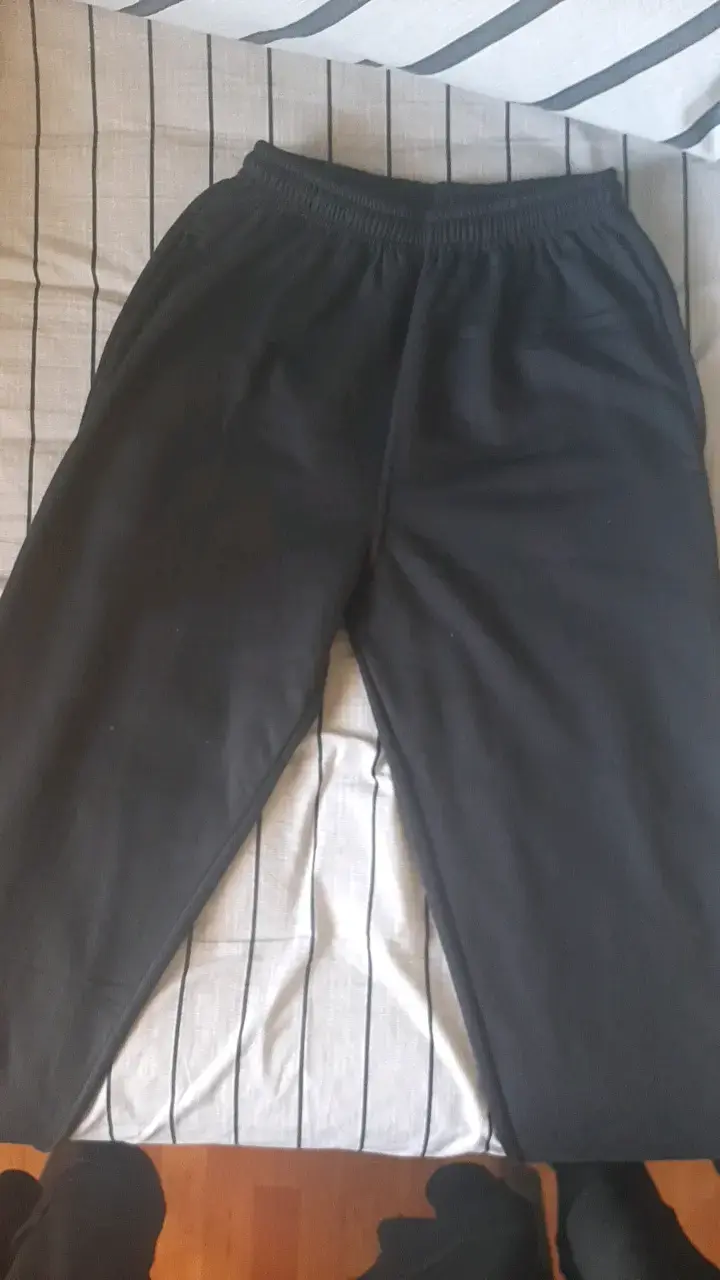 Conjunto deportivo negro - 2