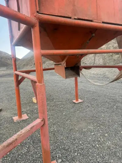 Tolva industrial de acero para minería - miniatura 5