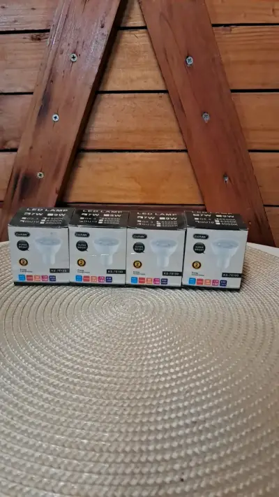 Set 4 Ampolleta LED GU10 7W 6500K luz blanca - miniatura 4