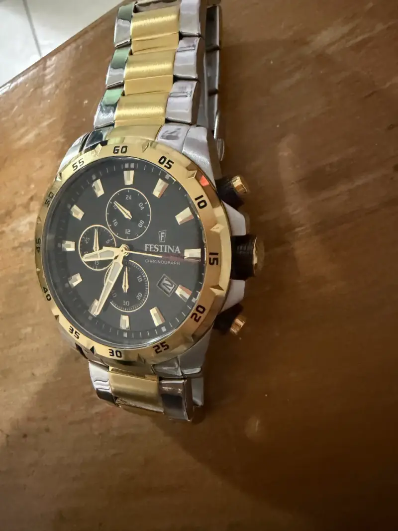 Reloj Festina cronógrafo bicolor - 1