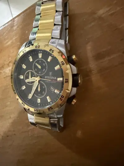Reloj Festina cronógrafo bicolor - miniatura 1