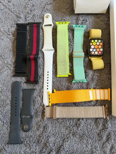 Apple Watch SE GPS - miniatura 1