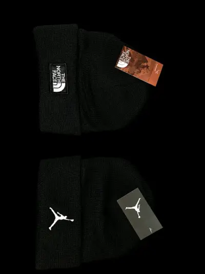 Gorros The North Face y Jordan - miniatura 1