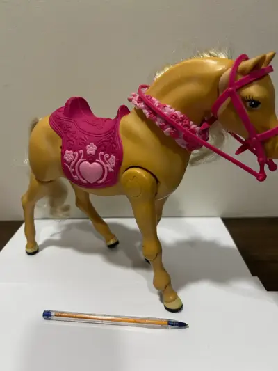 Barbie Caballo Mattel con sonido y movimientos - miniatura 2