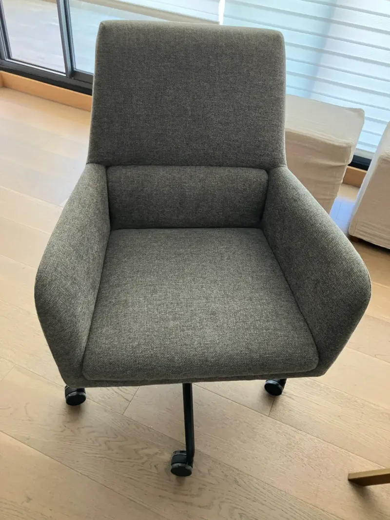 Silla Rosen Home Office George seminuevo - 2