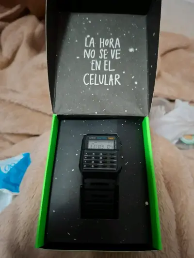 Reloj digital retro con calculadora casio - miniatura 3